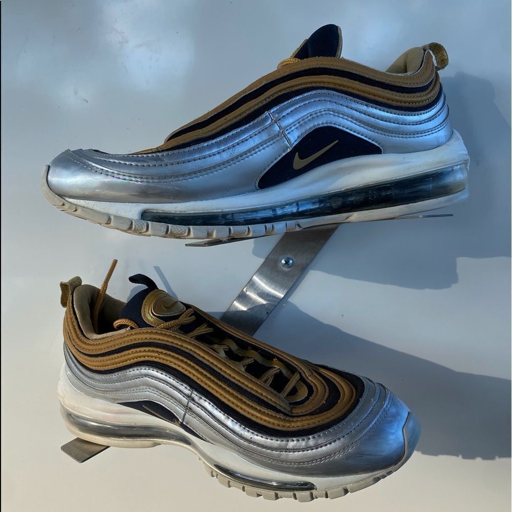Nike Air Max 97 Metallic Gold Black Running Shoes - AQ4137-700 Size 9,5
